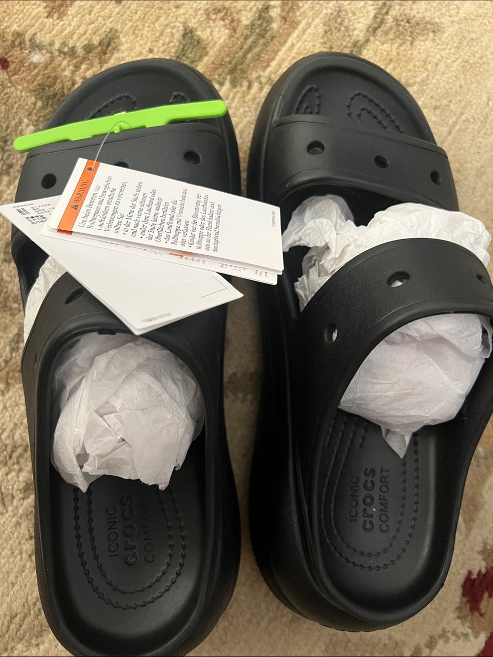 CROCS classic crush sandal black size 11 woman’s